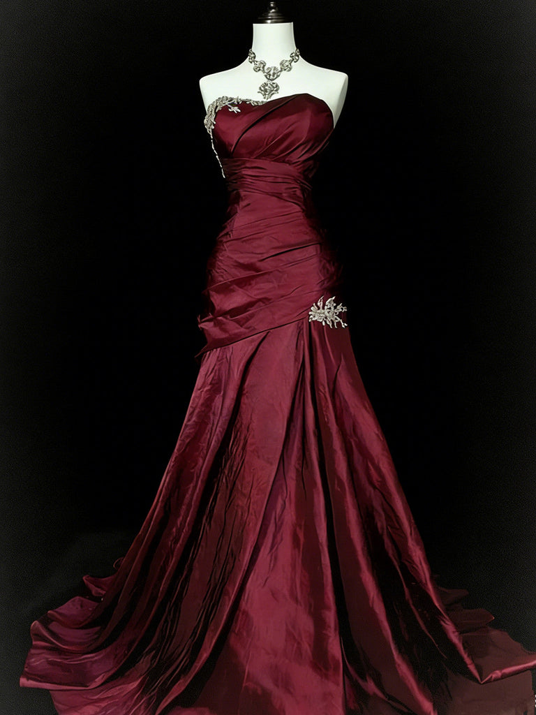 The Burgundy Gown That's Defining Prom 2026
