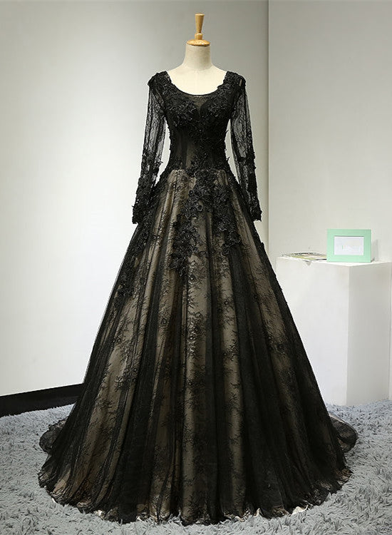 Chic Black Evening Dress & Prom Gown with Long Sleeves for a Sophisticated Style