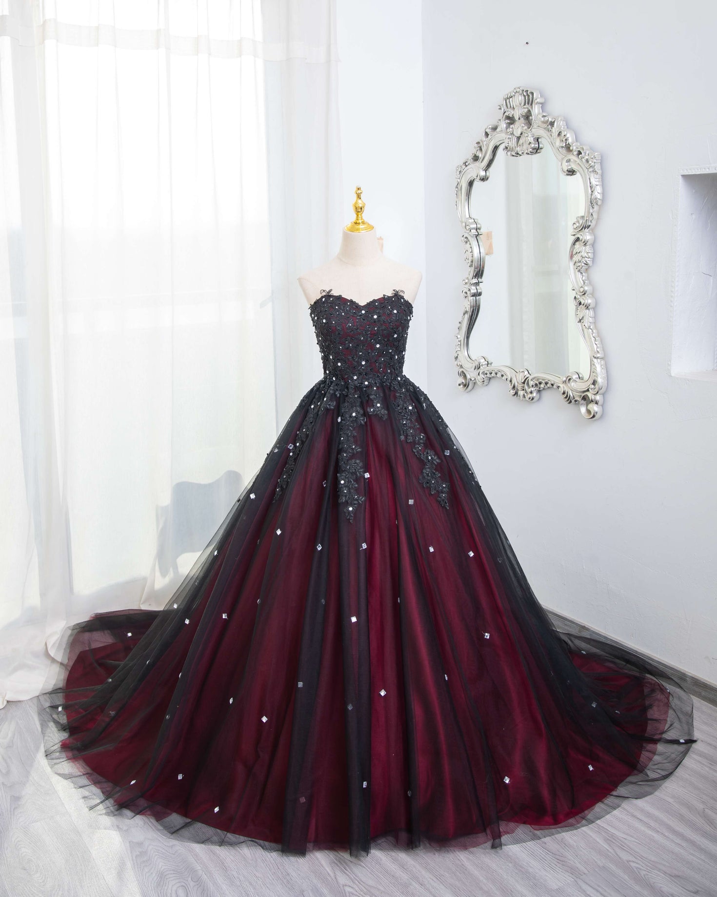 Ball Gown Black V Neck Tulle Velvet Sweet 16 Dress B216