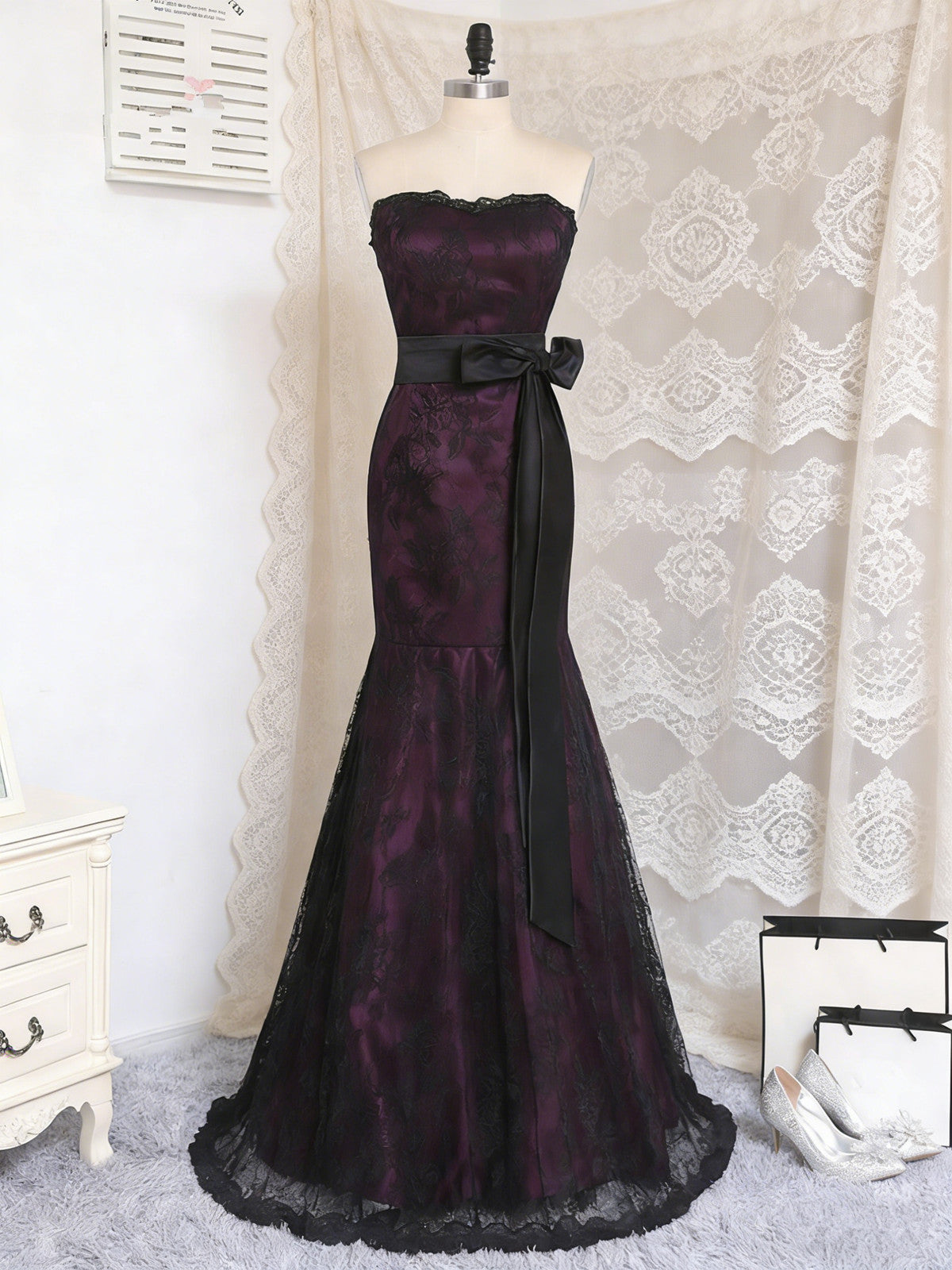 Black and Purple Mermaid Lace Sweetheart Prom Dress, Strapless Long Evening Dress US 14 / Black and Purple Black and Purple Mermaid Lace Sweetheart Prom Dress, Strapless Long Evening Dress US 14 / Black and Purple